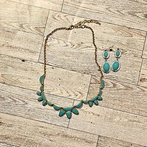 Statement necklace with matching earings